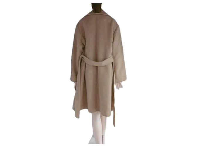 Junko Shimada Beige Coats, Streetwear